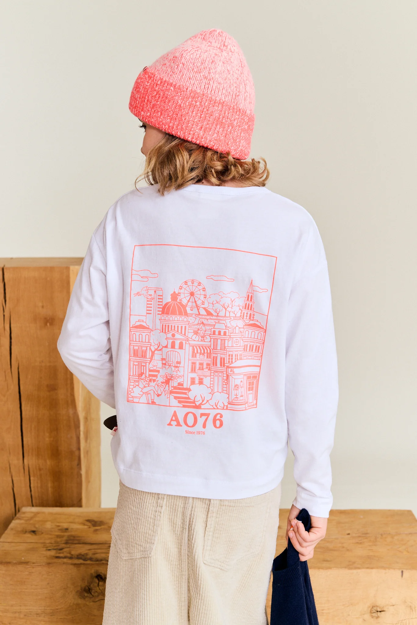 AVA T-SHIRT CITY