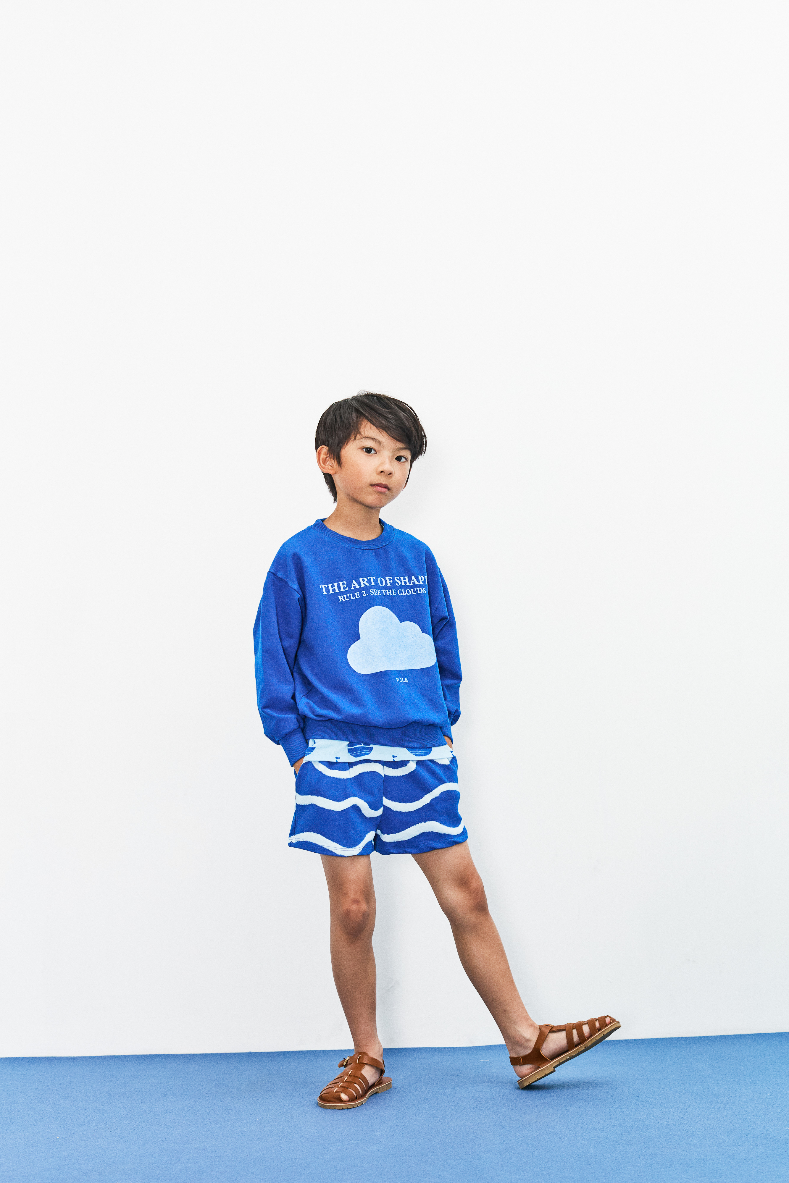 CLOUD SHAPE SWEATSHIRT