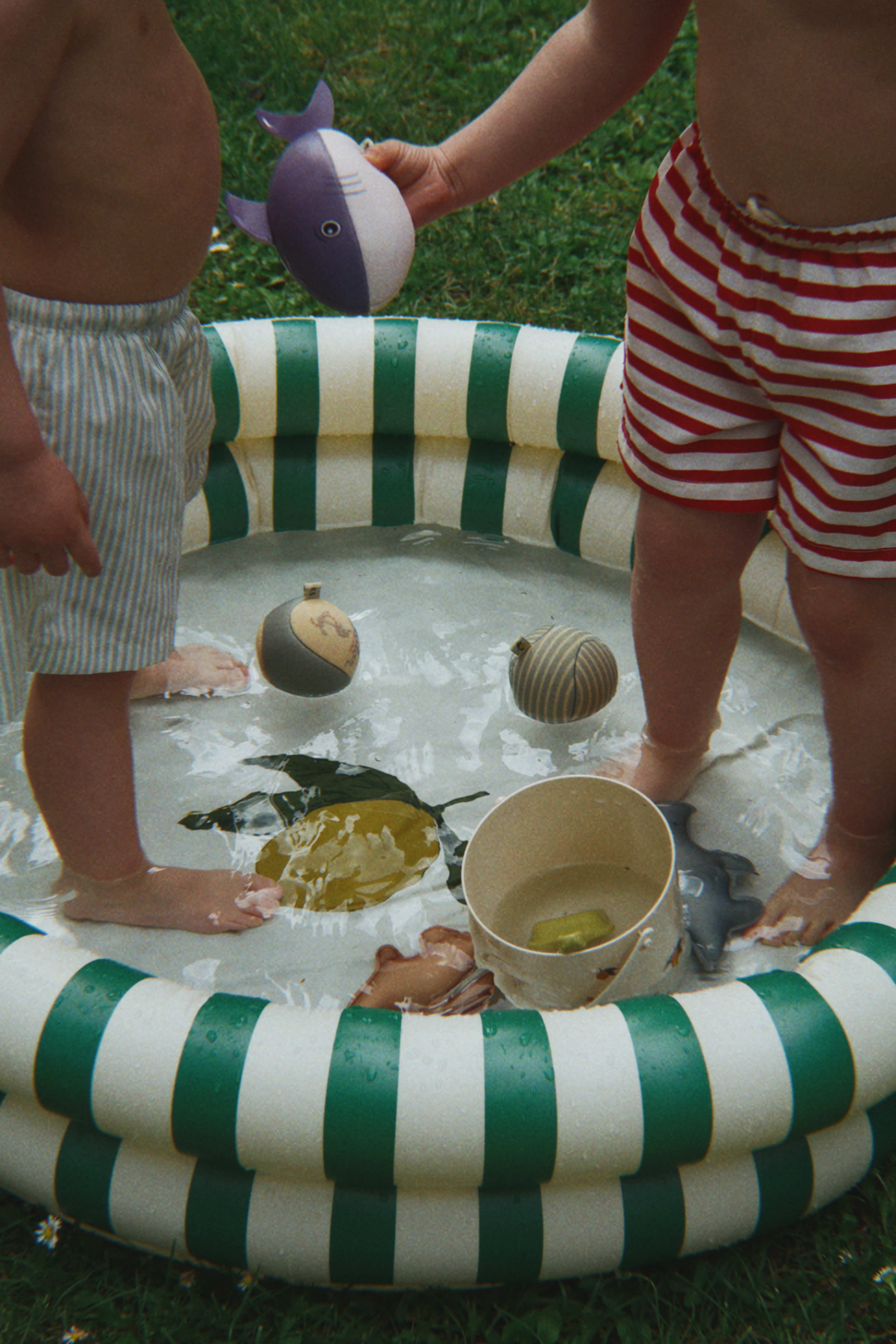 BASIC 2 RING POOL SMALL