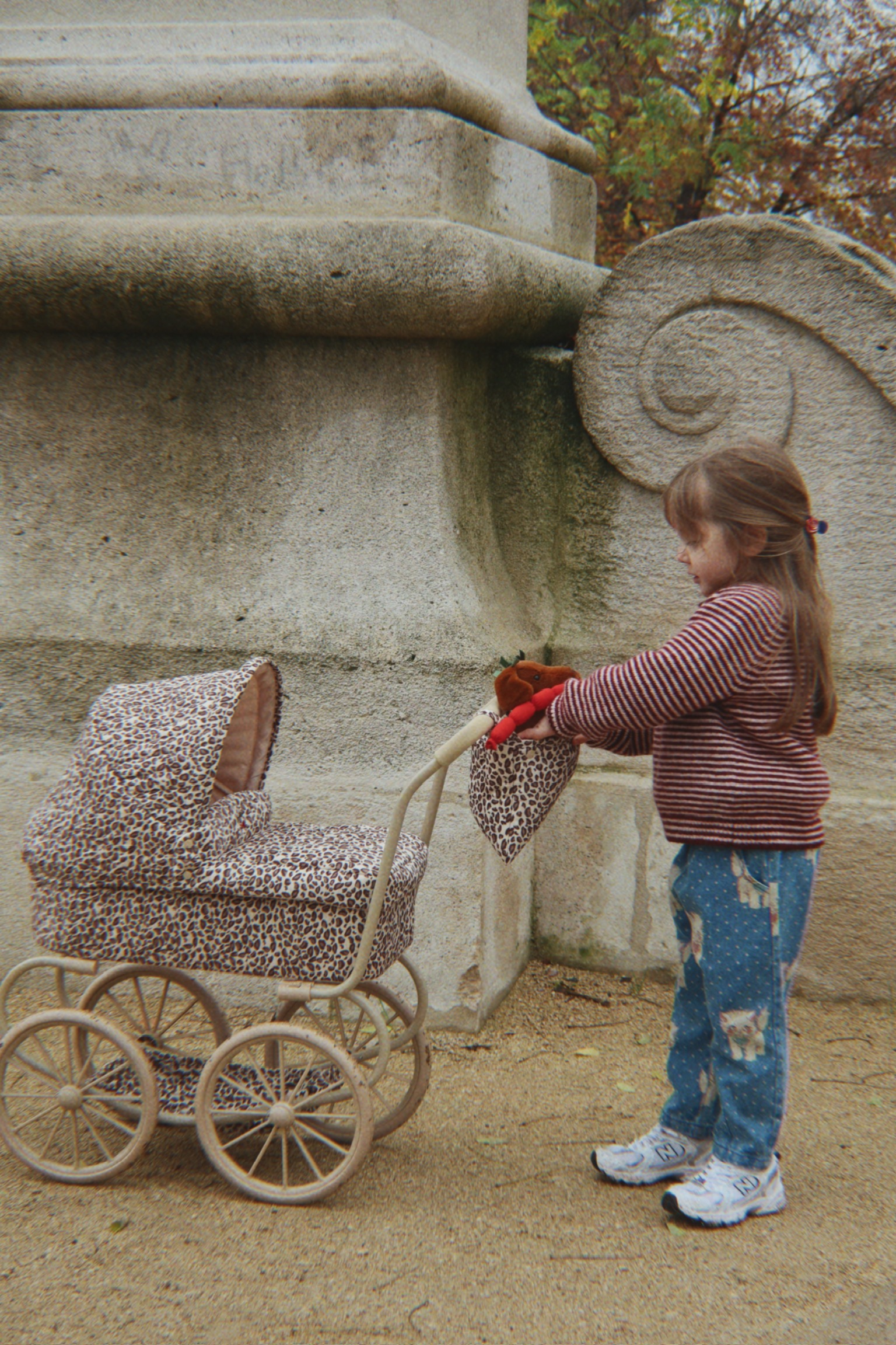 LEO MINNIE DOLL PRAM